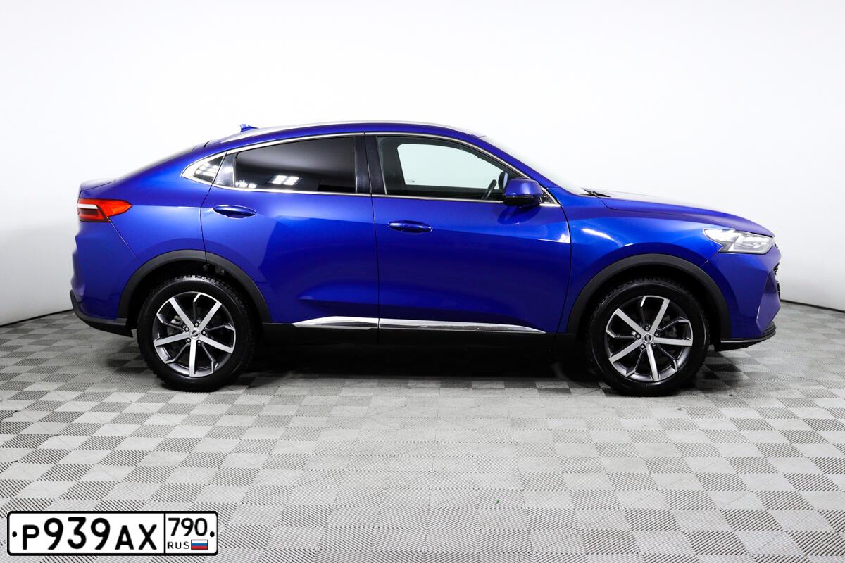 Фото автомобиля NISSAN QASHQAI, 2013 — госномер Р939АХ790. Цвет: СВЕТЛО-КОРИЧНЕВЫЙ