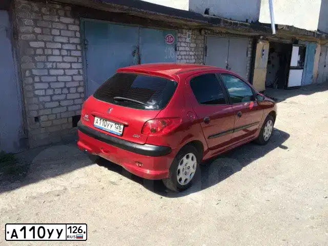 Фото автомобиля PEUGEOT 206, 2007 — госномер А110УУ126. Цвет: Красный
