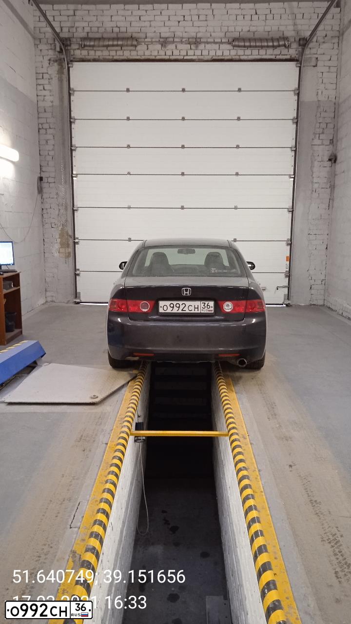 Фото автомобиля HONDA ACCORD, 2007 — госномер О992СН36. Цвет: ТЕМНО-КОРИЧНЕВЫЙ
