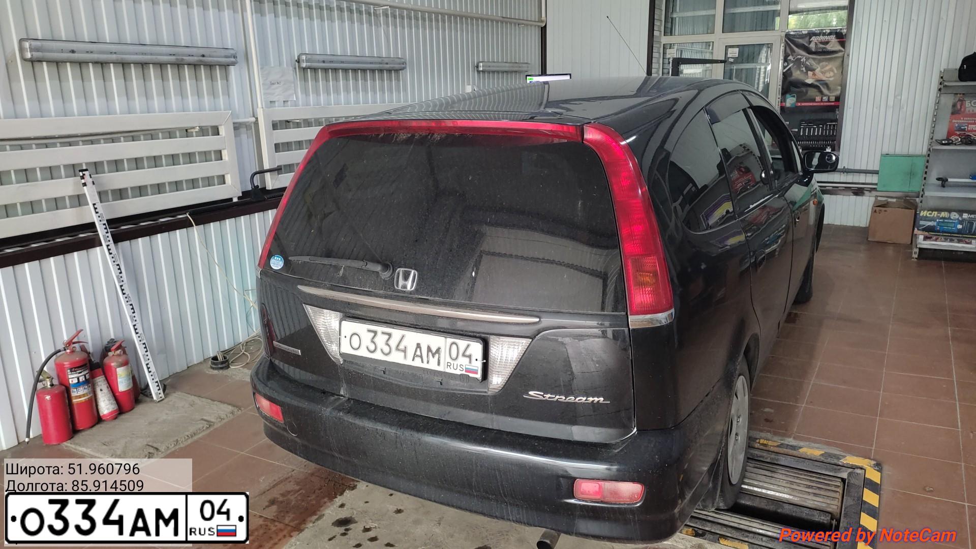 Фото автомобиля HONDA STREAM, 2001 — госномер В080ХС122
