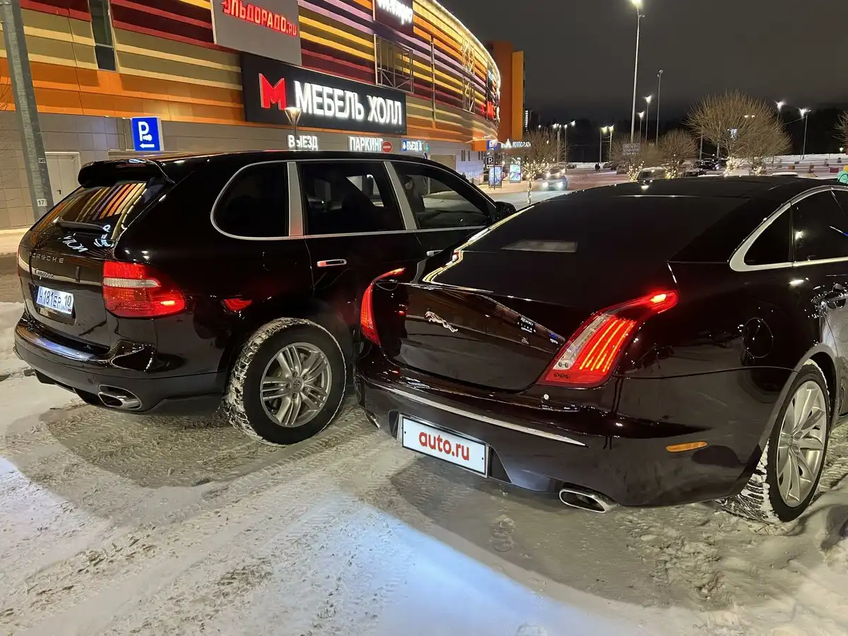 Фото автомобиля PORSCHE CAYENNE, 2007 — госномер Р013ОК46. Цвет: ЧЕРНЫЙ