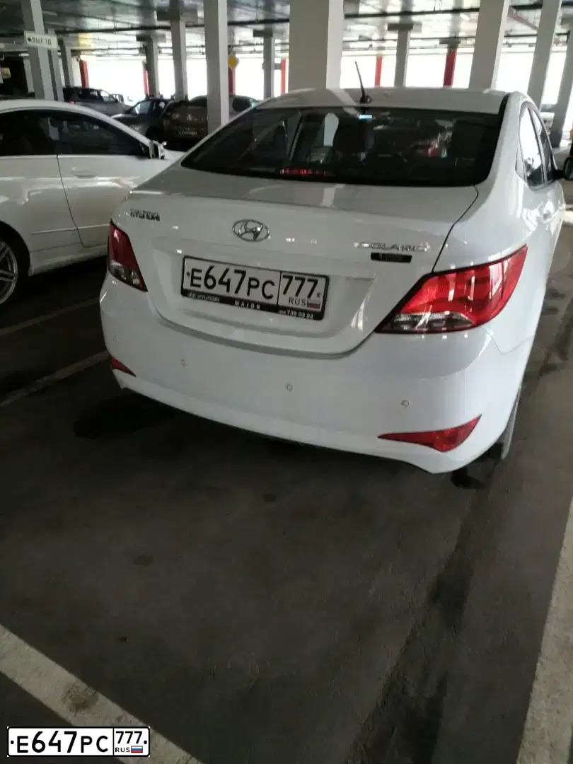 Фото автомобиля HYUNDAI SOLARIS, 2015 — госномер Е652НТ18