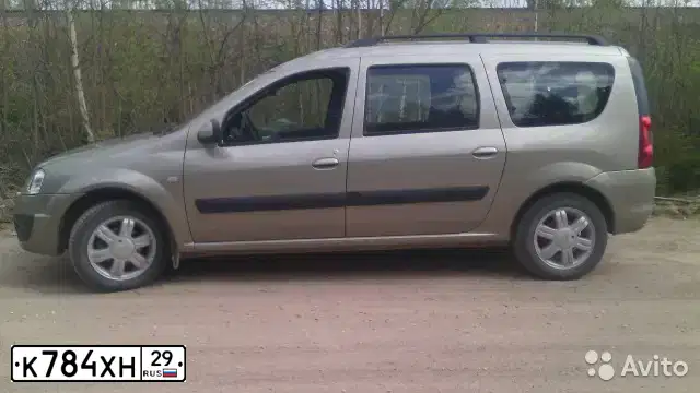 Фото автомобиля LADA LARGUS, 2013 — госномер О084ТА29. Цвет: СЕРО-БЕЖЕВЫЙ