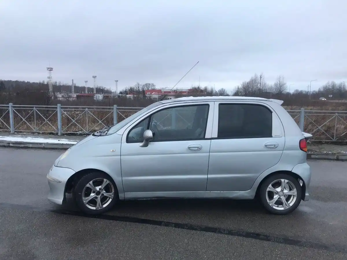 Фото автомобиля DAEWOO MATIZ, 1999 — госномер М355НХ39. Цвет: СЕРЕБРИСТЫЙ