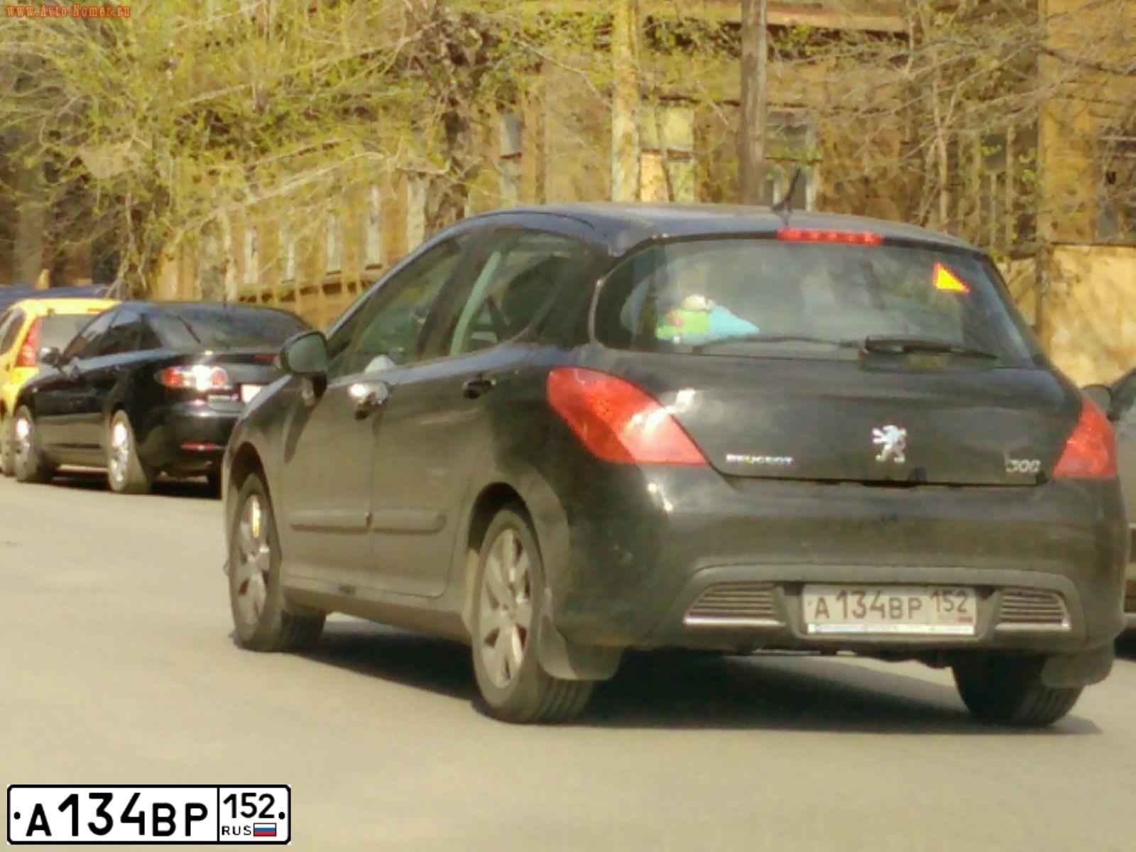 Фото автомобиля PEUGEOT 308, 2009 — госномер Е809АК152. Цвет: ЧЕРНЫЙ