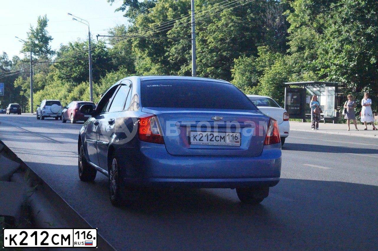 Фото автомобиля CHEVROLET LACETTI, 2008 — госномер К212СМ116. Цвет: синий