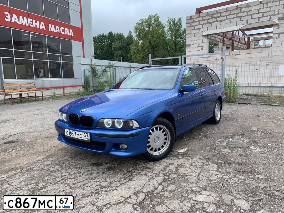 Фото автомобиля BMW SERIE 5, 1998 — госномер С204ВР40. Цвет: Темно-синий