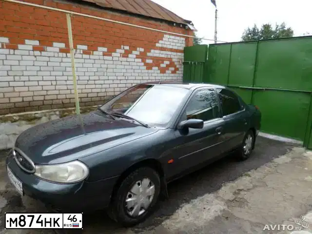Фото автомобиля FORD MONDEO, 1996 — госномер М874НК46. Цвет: Темно-зеленый