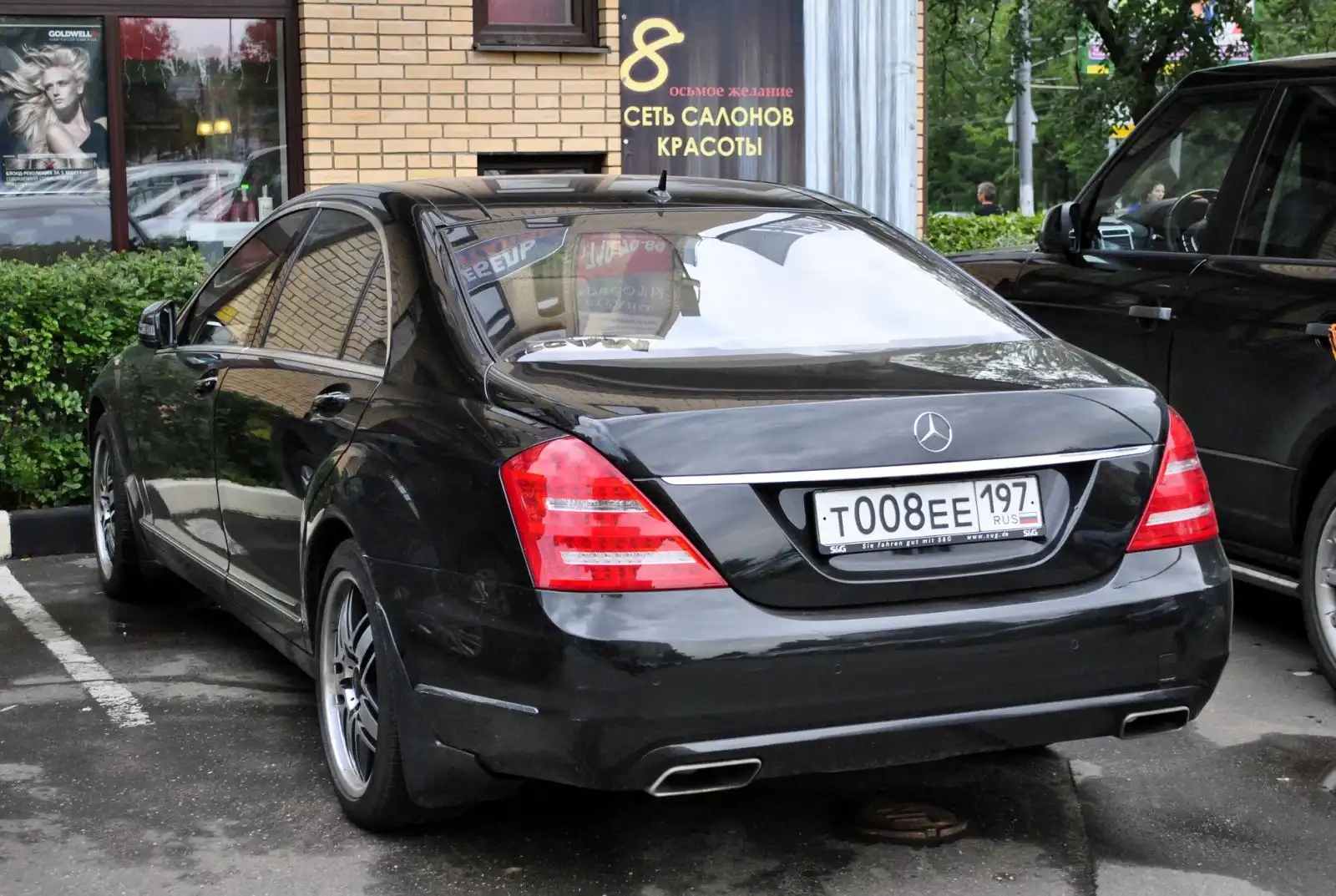 Фото автомобиля MERCEDES S-KLASSE, 2007 — госномер В721ЕЕ777. Цвет: ЧЕРНЫЙ