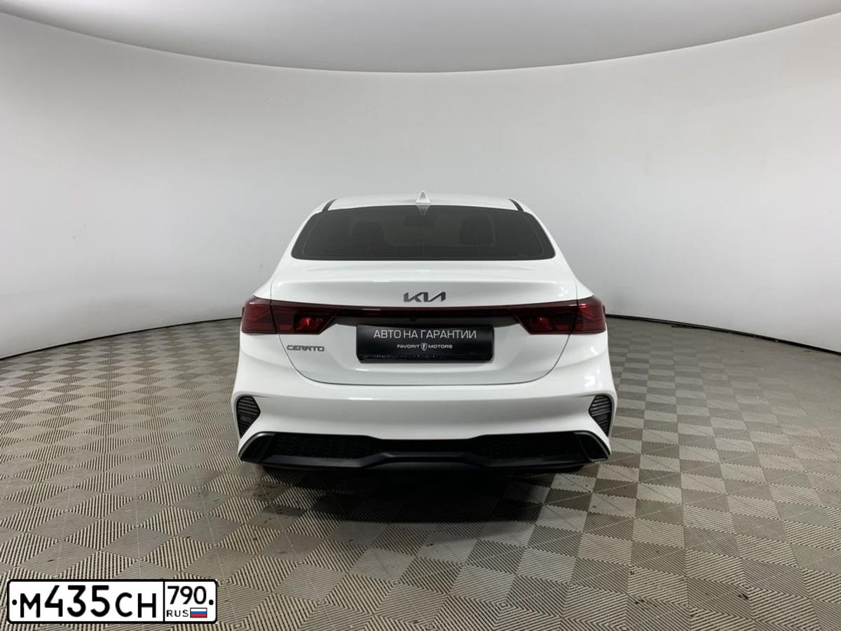 Фото автомобиля KIA CERATO, 2021 — госномер Х306ЕК977