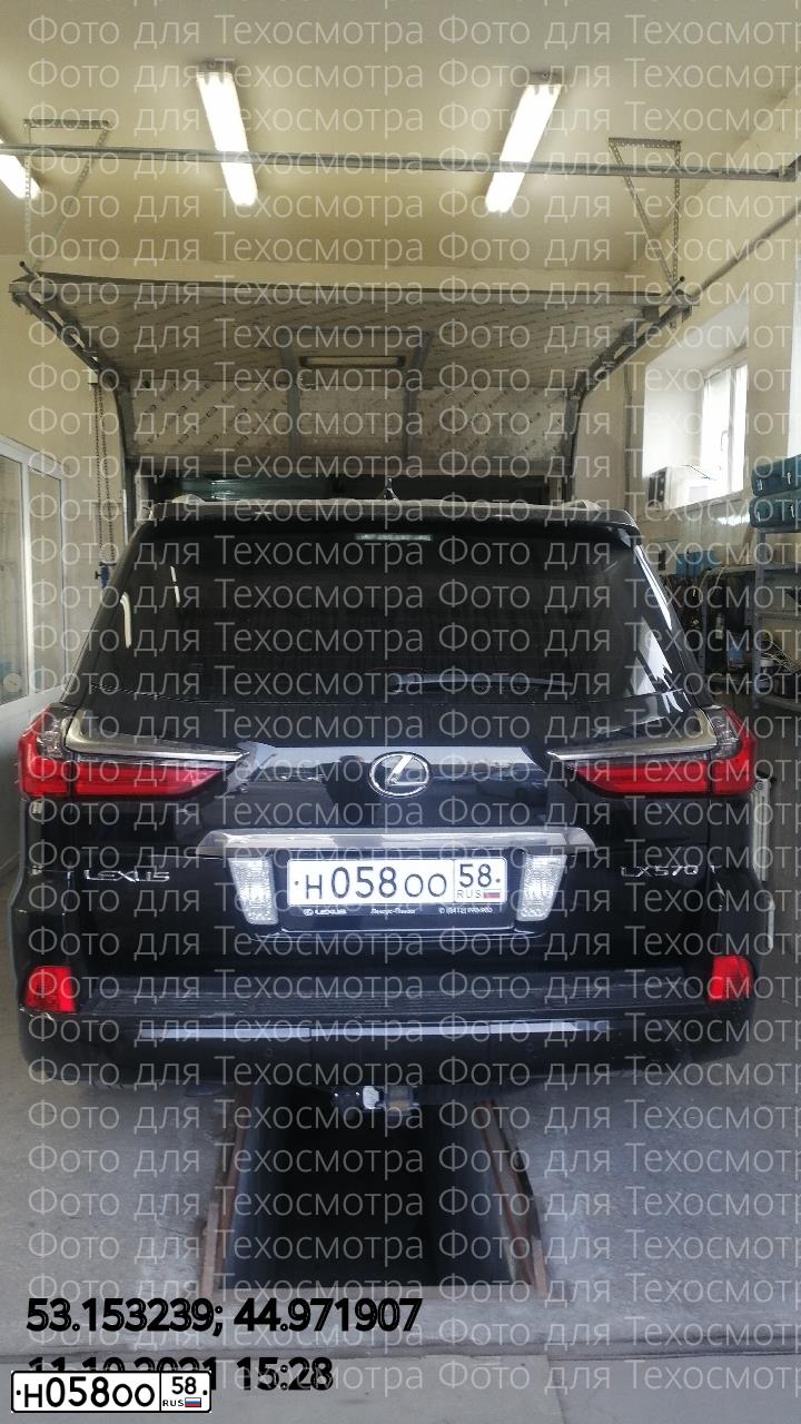 Фото автомобиля TOYOTA LANDCRUISER 200, 2010 — госномер У111КН54. Цвет: ЧЕРНЫЙ