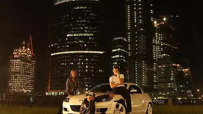 Фото автомобиля OPEL CORSA, 2008 — госномер Р737ВХ790. Цвет: ЧЕРНЫЙ