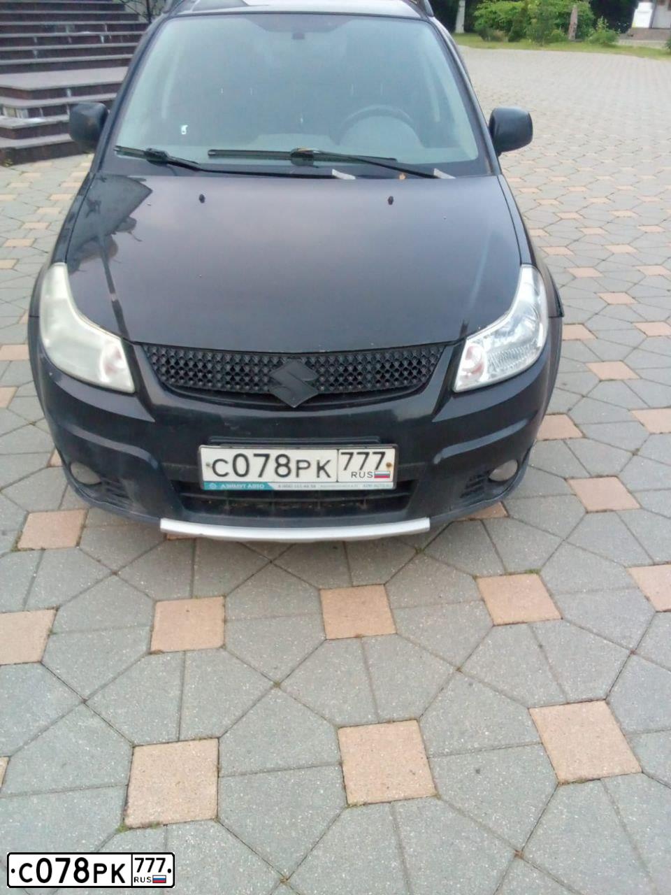 Фото автомобиля SUZUKI SX 4, 2010 — госномер Т894НА190. Цвет: ЧЕРНЫЙ