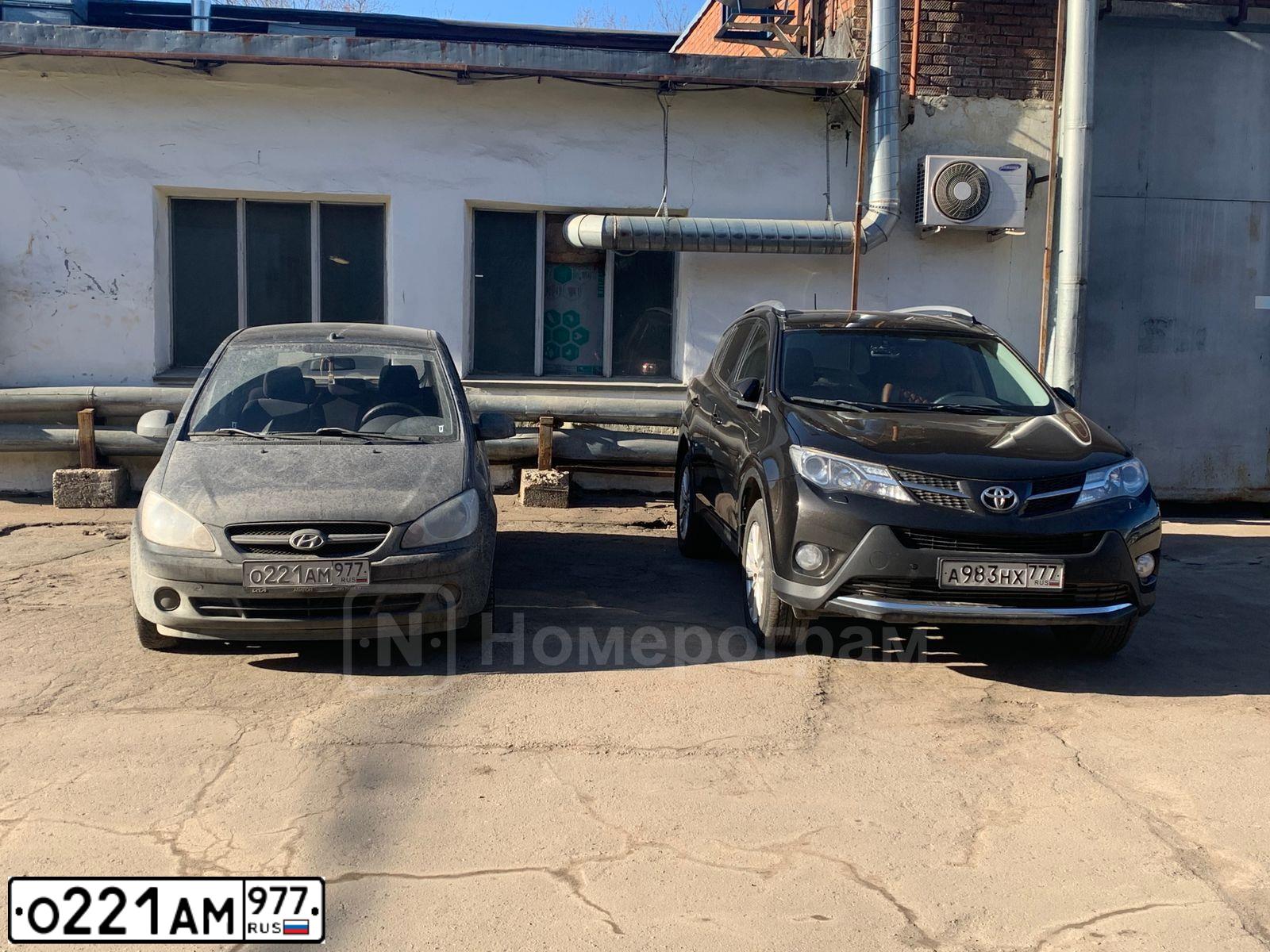 Фото автомобиля HYUNDAI GETZ, 2008 — госномер О221АМ977. Цвет: ТЕМНО-СЕРЫЙ