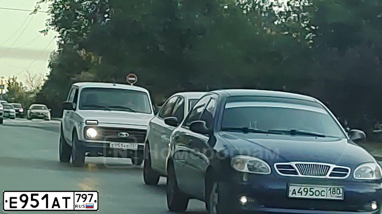 Фото автомобиля ВАЗ 2107, 1999 — госномер Т072КУ797. Цвет: ЗЕЛЕНЫЙ
