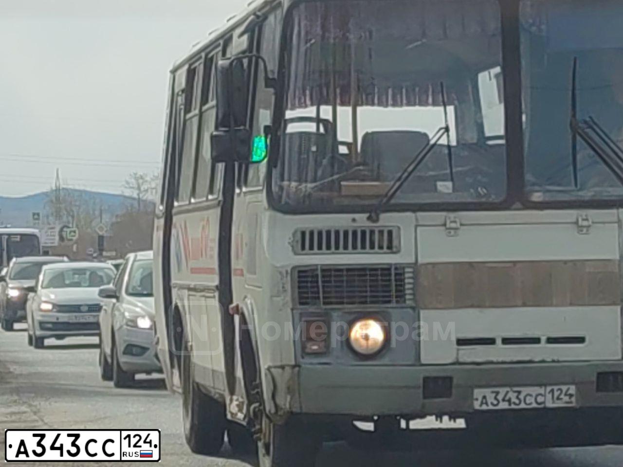 Фото автомобиля PAZ 4234, 2009 — госномер А343СС124. Цвет: Белый