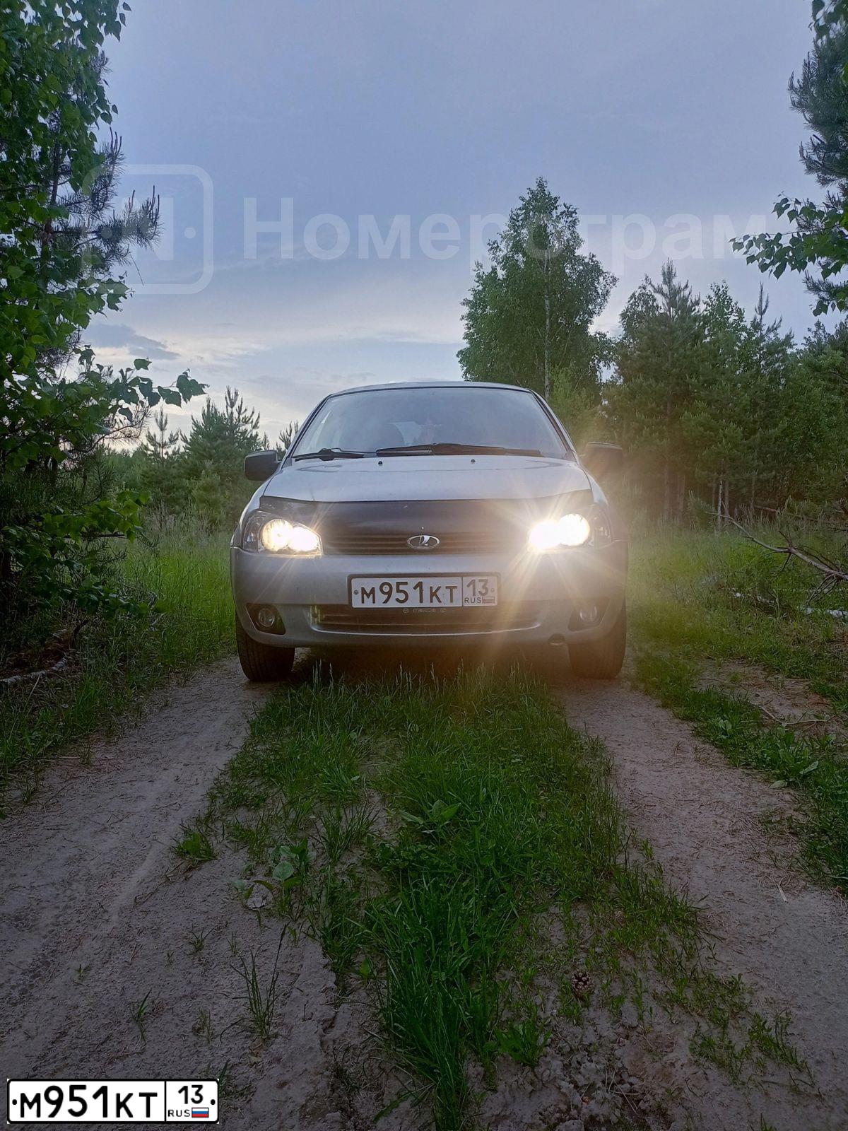 Фото автомобиля LADA 1118 KALINA, 2011 — госномер М951КТ13. Цвет: СВЕТЛО-СЕРЫЙ