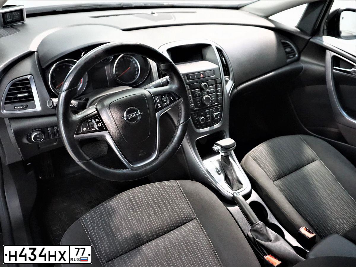 Фото автомобиля OPEL ASTRA, 2013 — госномер У233МК31