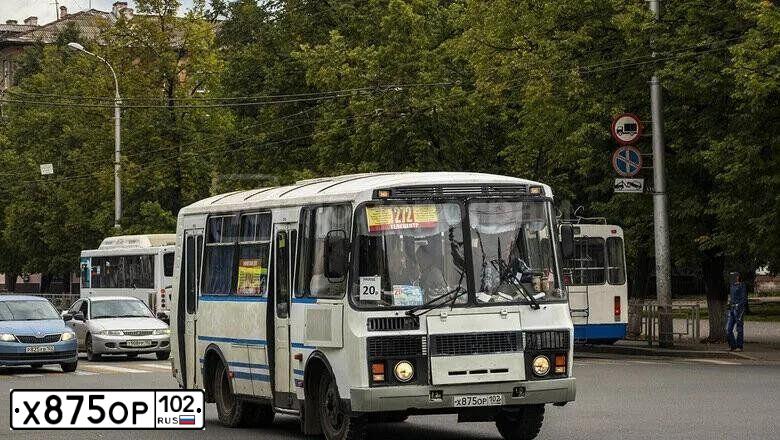 Фото автомобиля PAZ 3205, 2007 — госномер Х875ОР102. Цвет: Синий (БЕЛО-СИНИЙ)