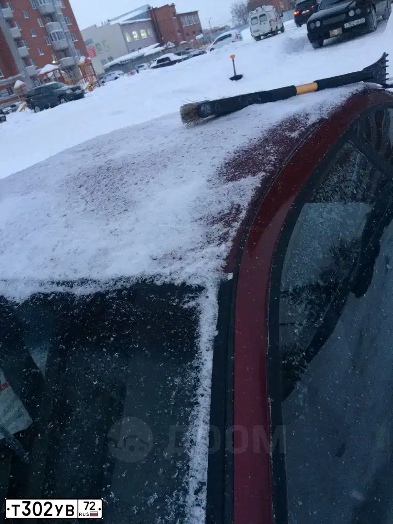 Фото автомобиля VOLKSWAGEN POLO, 2002 — госномер Т302УВ72. Цвет: ЖЁЛТЫЙ