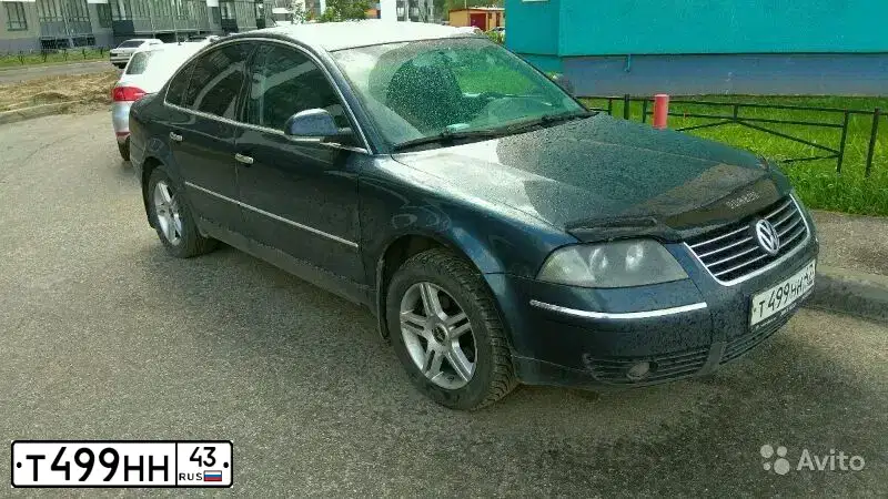 Фото автомобиля BOGDAN 2110/2111, 2010 — госномер Т499НН43. Цвет: ЗЕЛЕНЫЙ