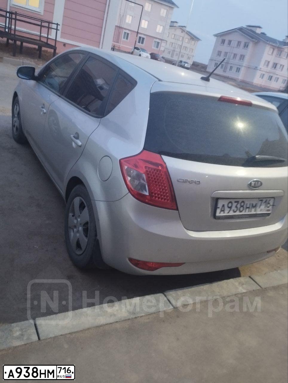 Фото автомобиля KIA CEE'D, 2011 — госномер С022СХ16. Цвет: ПЕРЛАМУТРОВО-СЕРЕБРИСТЫЙ