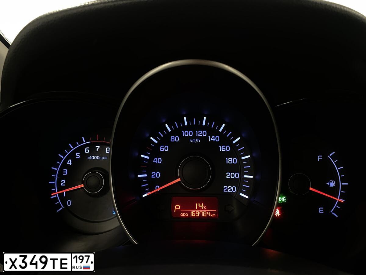 Фото автомобиля KIA RIO, 2012 — госномер О275ЕЕ71. Цвет: СВЕТЛО-ЗЕЛЕНЫЙ