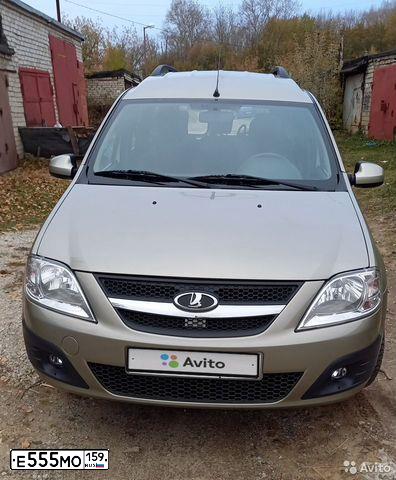 Фото автомобиля LADA LARGUS, 2014 — госномер Е555МО159. Цвет: СЕРО-БЕЖЕВЫЙ