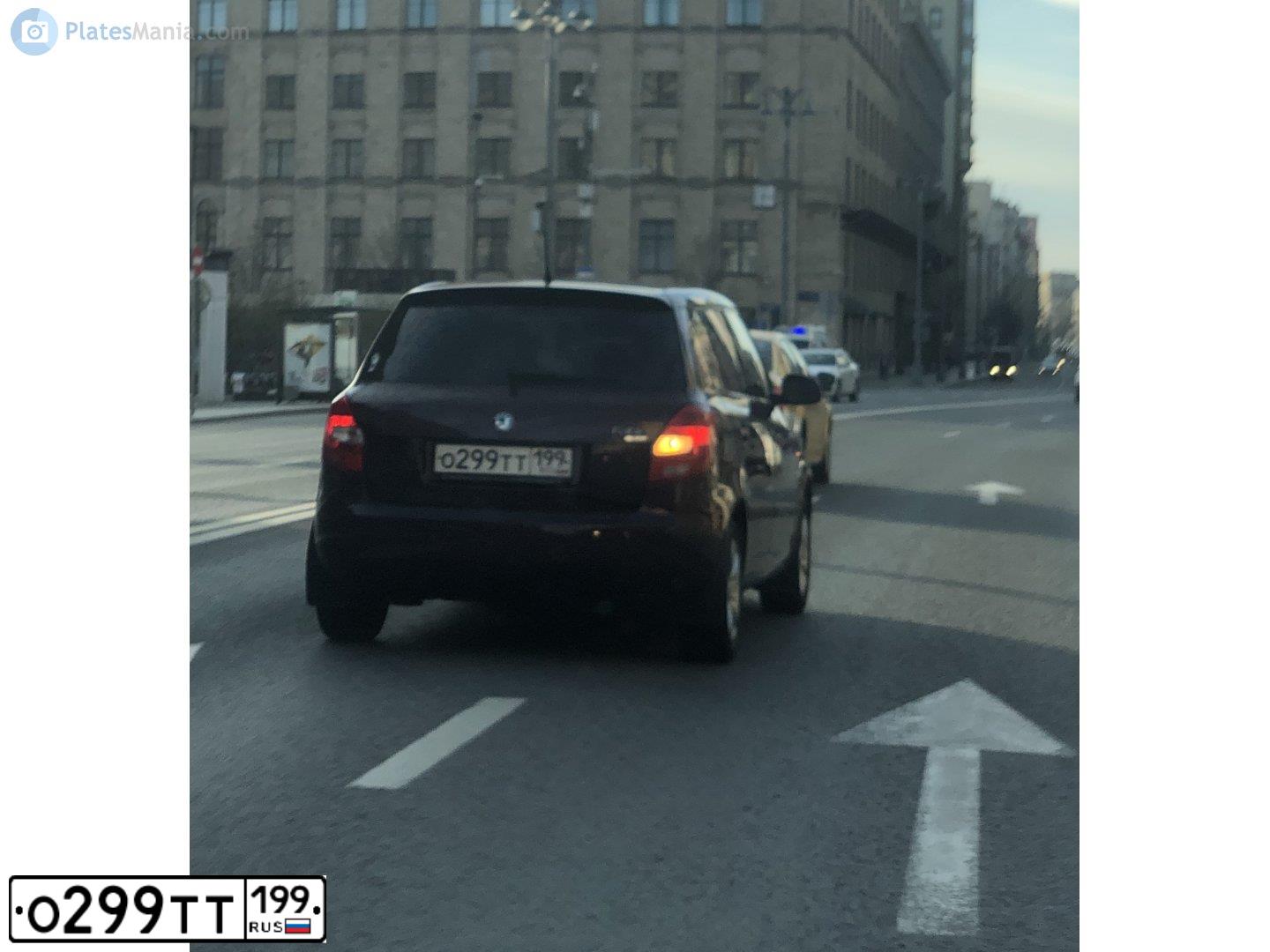 Фото автомобиля SKODA FABIA, 2009 — госномер А051РН67. Цвет: БОРДОВЫЙ