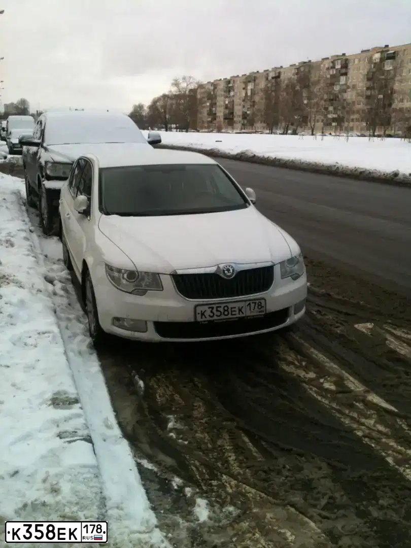 Фото автомобиля Skoda, 2012 — госномер К358ЕК178