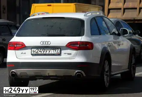 Фото автомобиля AUDI A4, 2012 — госномер Н249УУ197. Цвет: БЕЛЫЙ