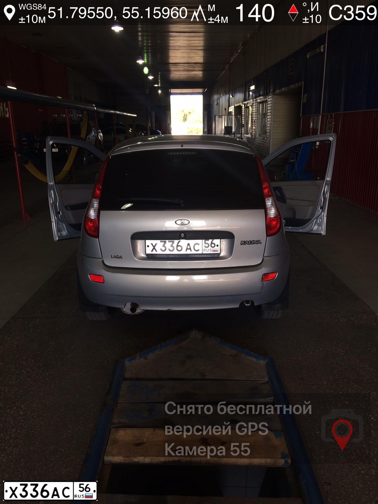 Фото автомобиля LADA KALINA, 2011 — госномер В544ЕВ156. Цвет: Серебристый