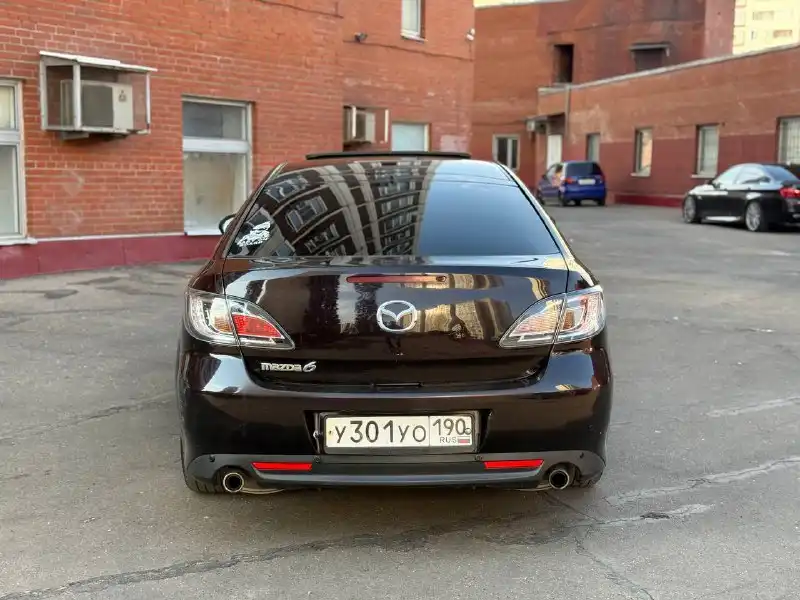 Фото автомобиля MAZDA 6, 2008 — госномер У301УО190. Цвет: ТЕМНО-ВИШНЕВЫЙ