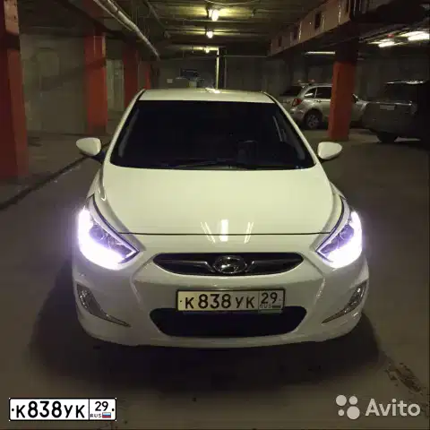 Фото автомобиля HYUNDAI SOLARIS, 2013 — госномер К838УК29. Цвет: Белый