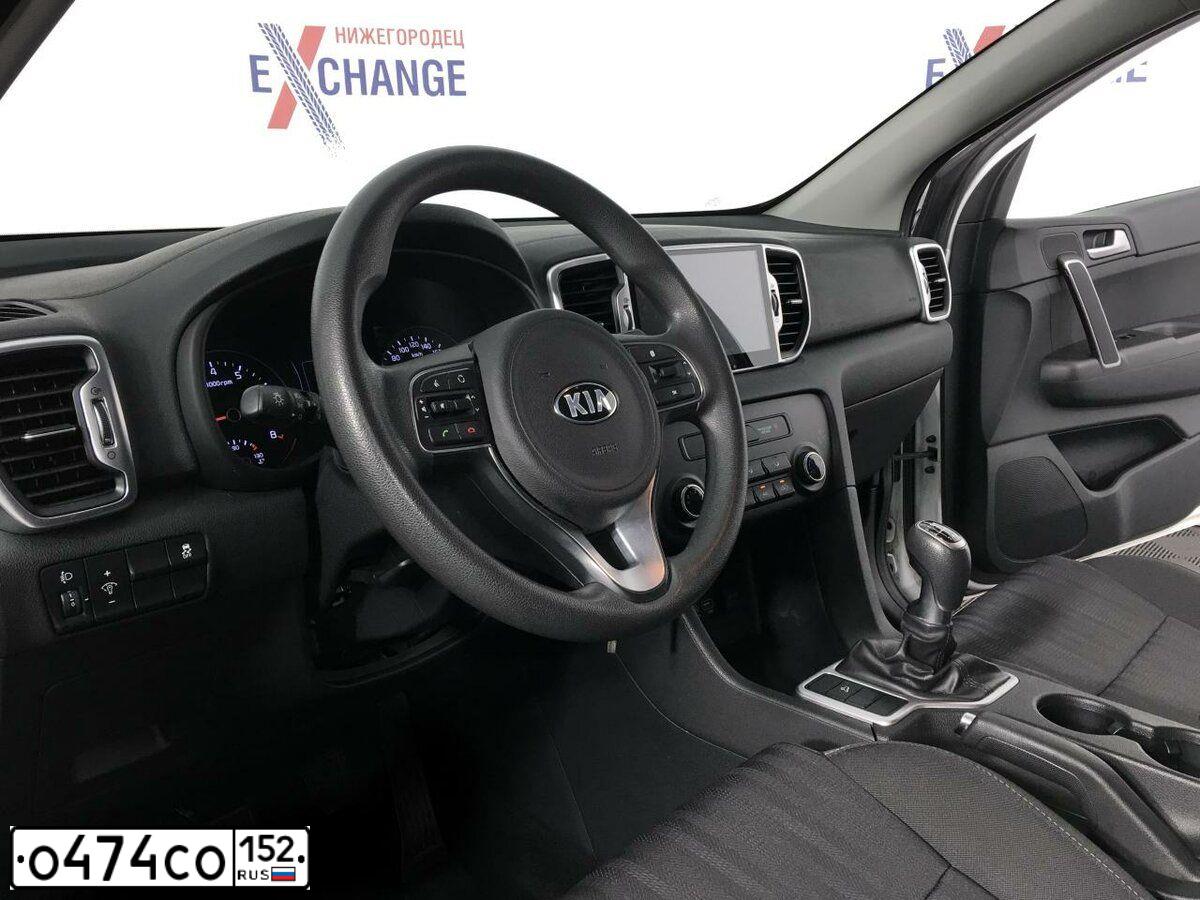 Фото автомобиля KIA SPORTAGE, 2017 — госномер О474СО152. Цвет: Белый
