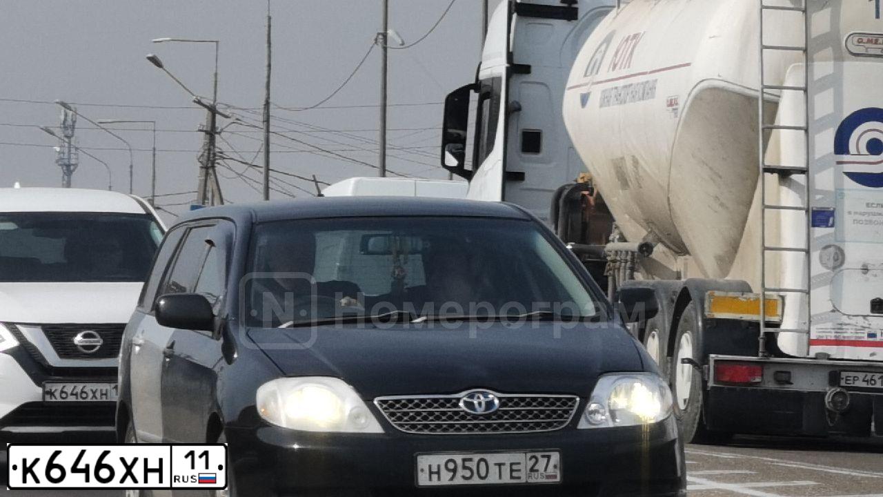 Фото автомобиля LADA 2114 SAMARA, 2006 — госномер Е991ЕВ11. Цвет: ЗОЛОТИСТЫЙ ТЕМНО-ЗЕЛЕНЫЙ