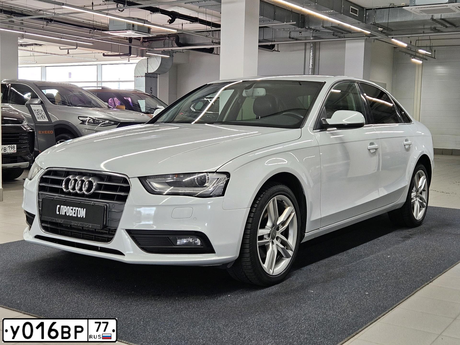 Фото автомобиля AUDI A4, 2013 — госномер К476НА147. Цвет: Белый