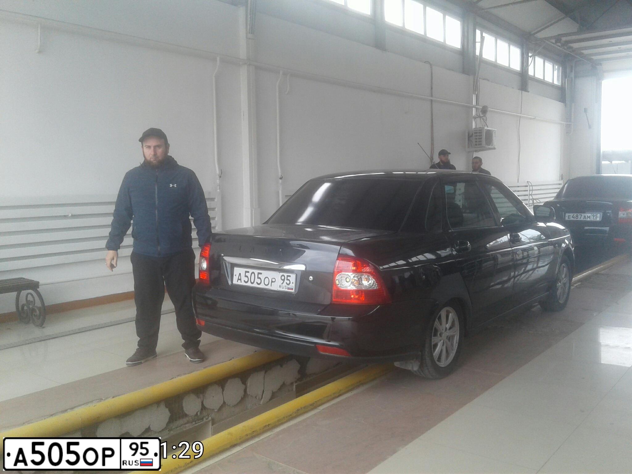 Фото автомобиля LADA 2170 PRIORA, 2008 — госномер А505ОР95. Цвет: Темно-зеленый