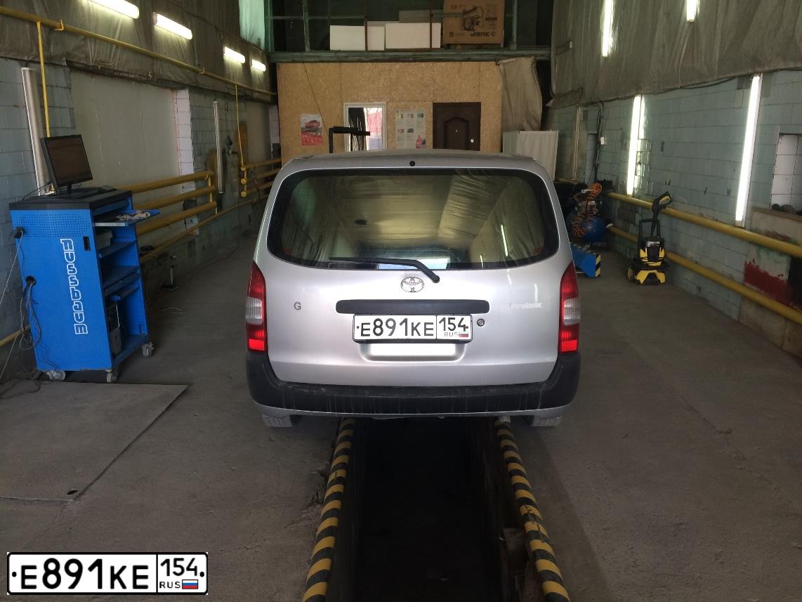 Фото автомобиля TOYOTA PROBOX, 2006 — госномер Т184НМ142