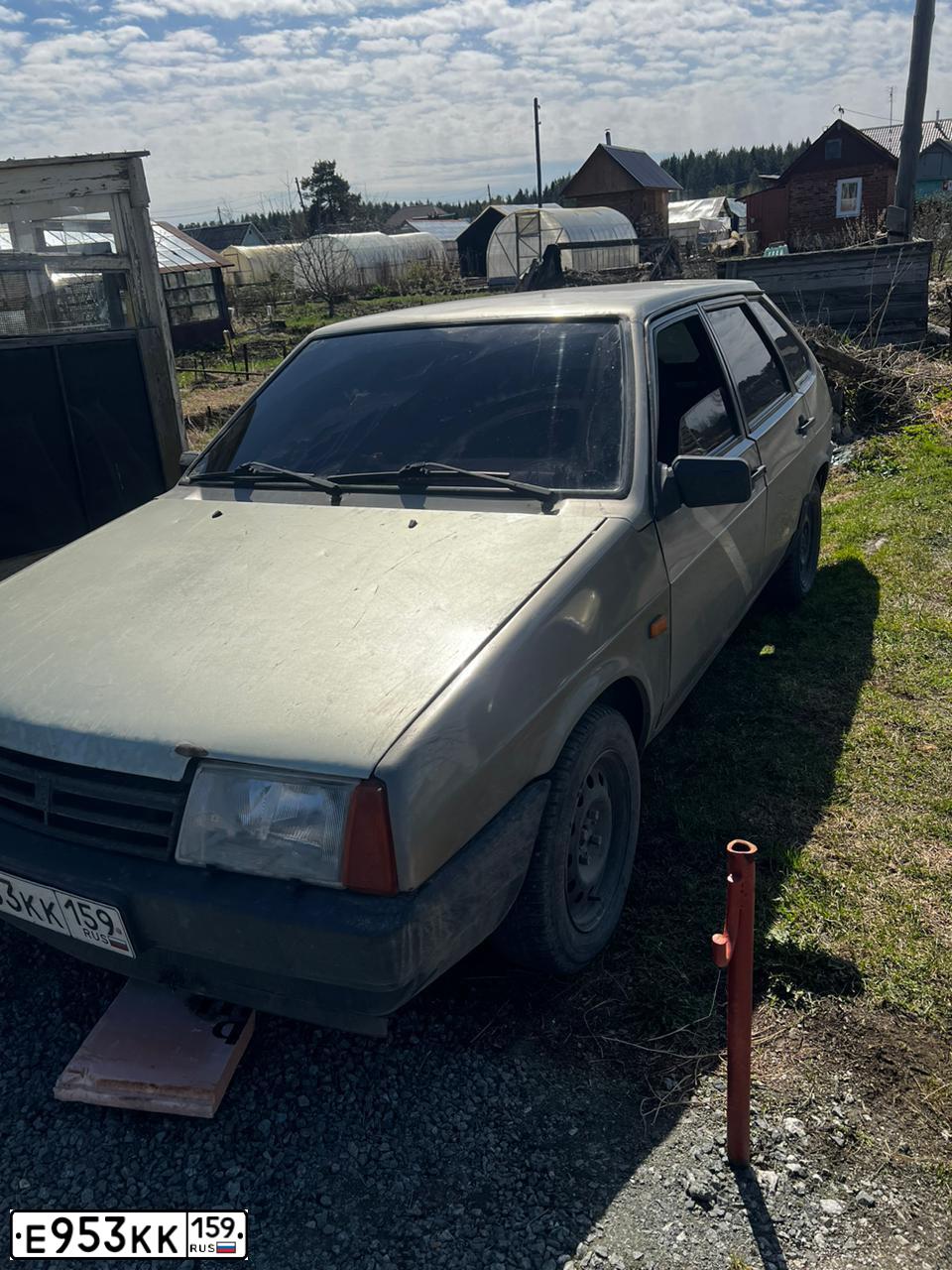 Фото автомобиля LADA 2109 SAMARA, 2002 — госномер Е953КК159. Цвет: СЕРЕБРИСТО-СЕРО-ЗЕЛЕНЫЙ