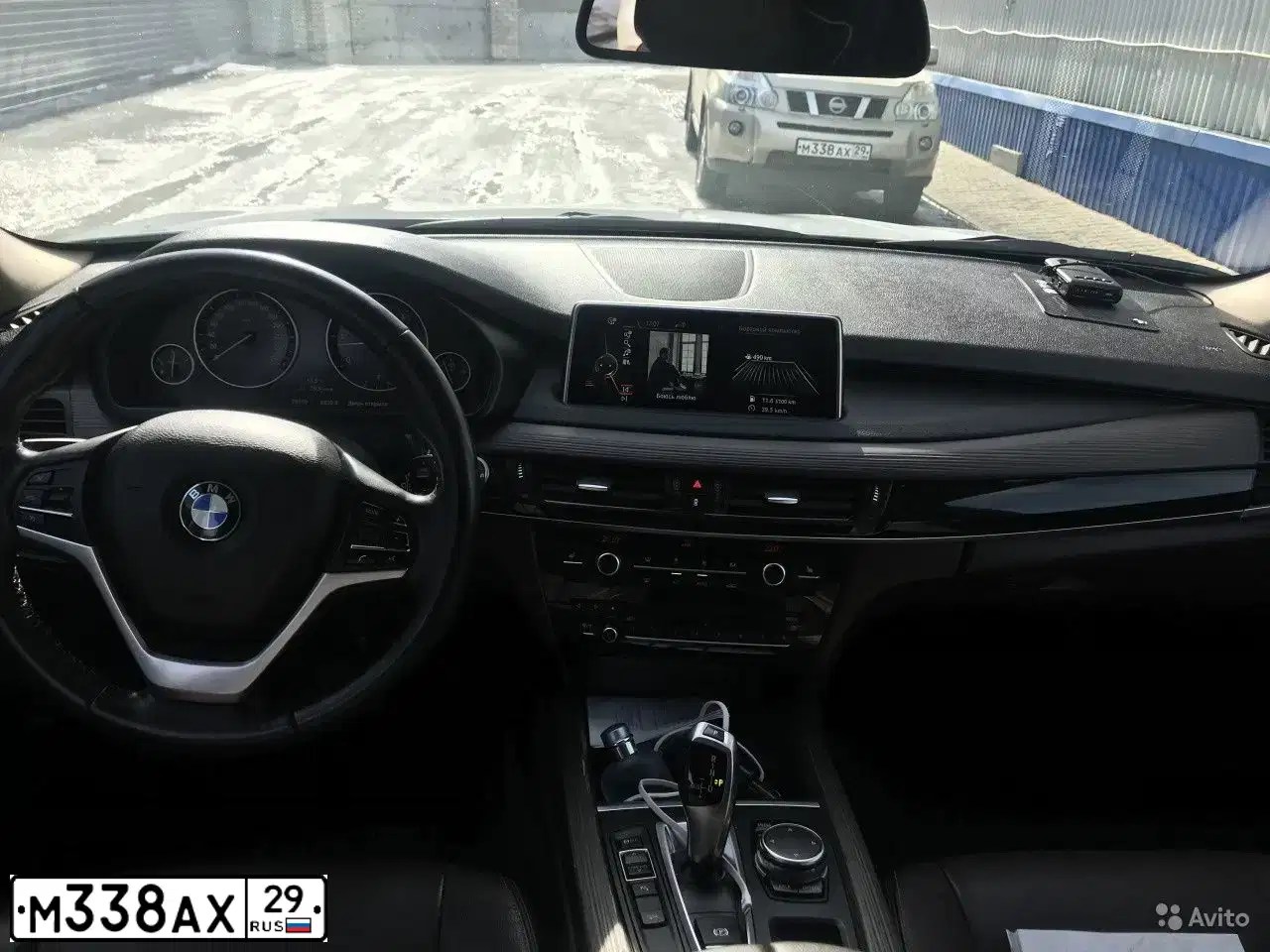 Фото автомобиля NISSAN X-TRAIL, 2008 — госномер К258КЕ199. Цвет: ЗОЛОТИСТЫЙ