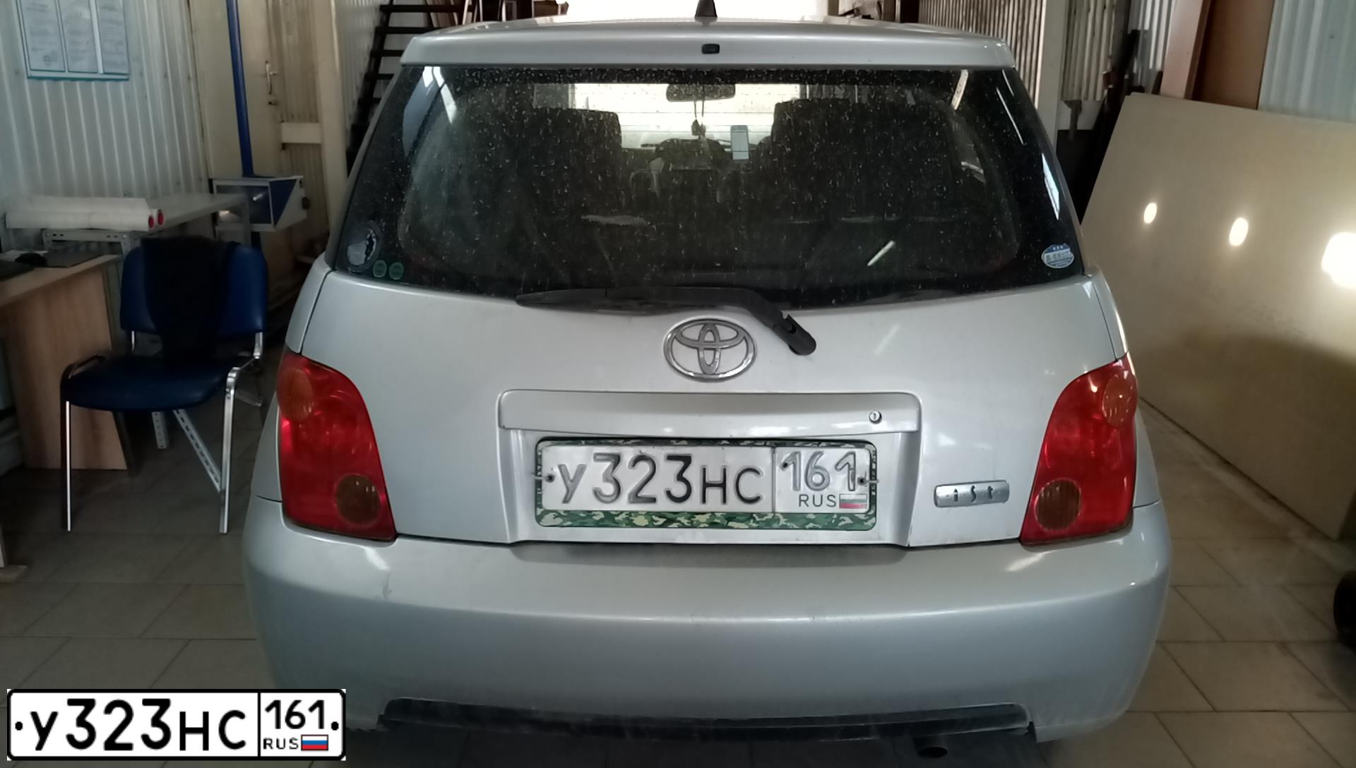 Фото автомобиля ТОЙОТА IST, 2004 — госномер Е617КТ761