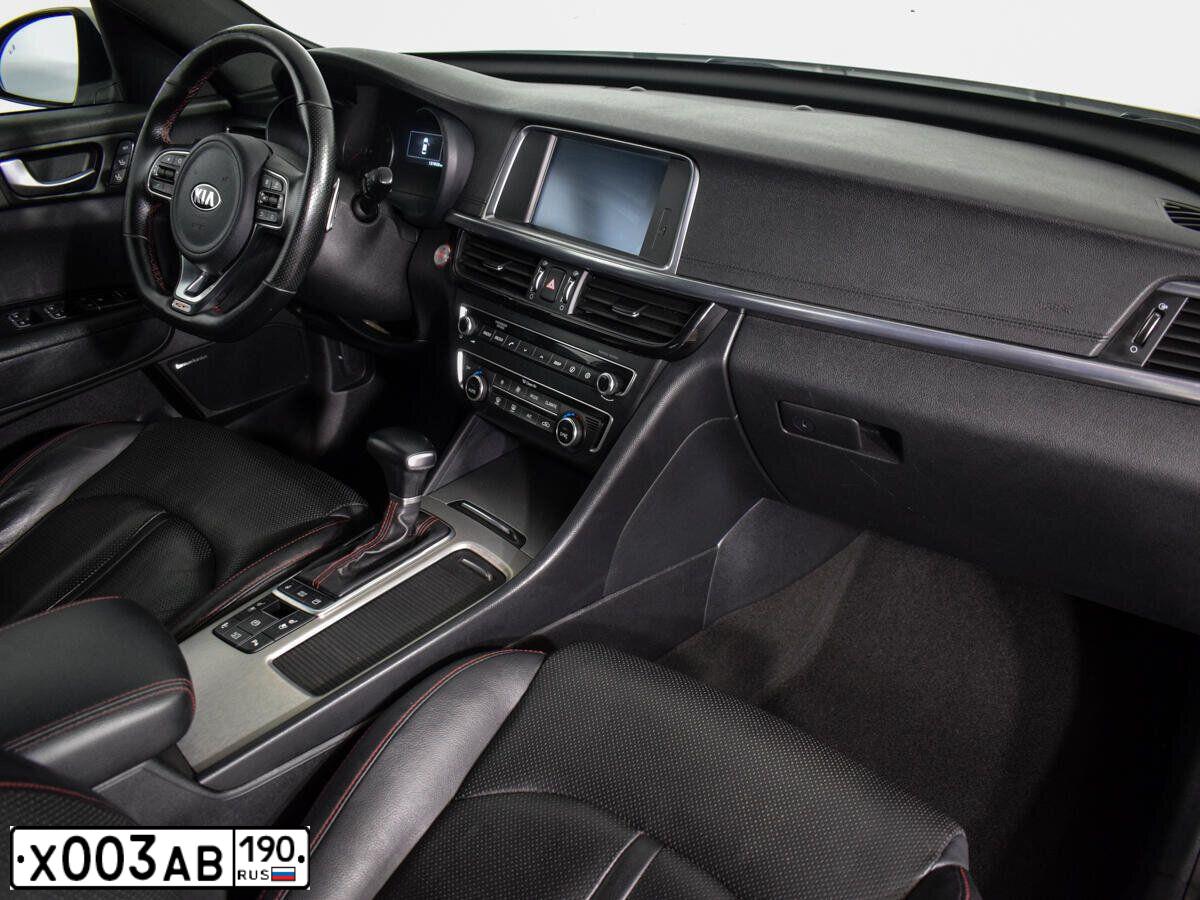 Фото автомобиля KIA MAGENTIS / OPTIMA, 2016 — госномер Х003АВ190. Цвет: Белый