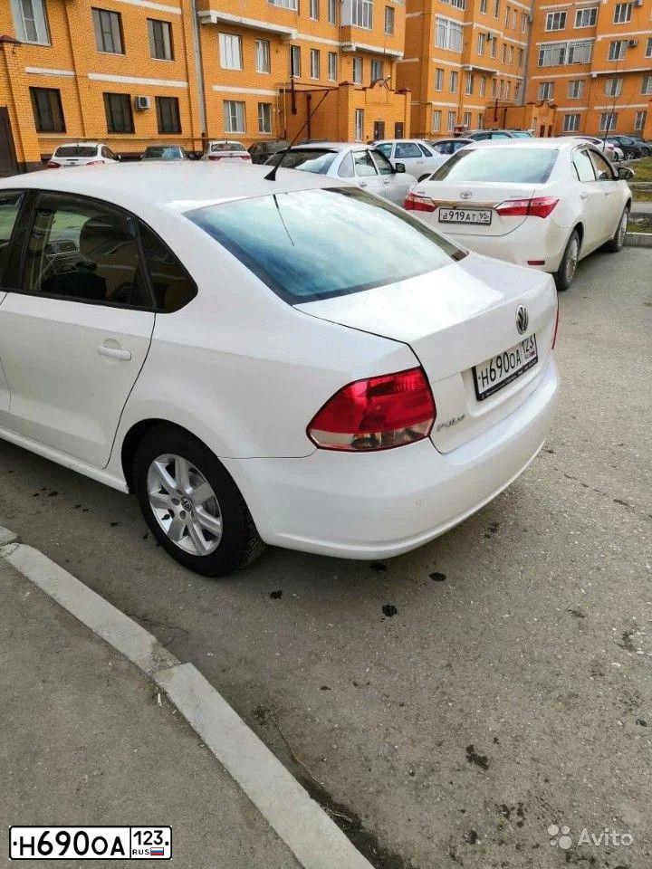 Фото автомобиля VOLKSWAGEN POLO, 2012 — госномер Т989ОР05