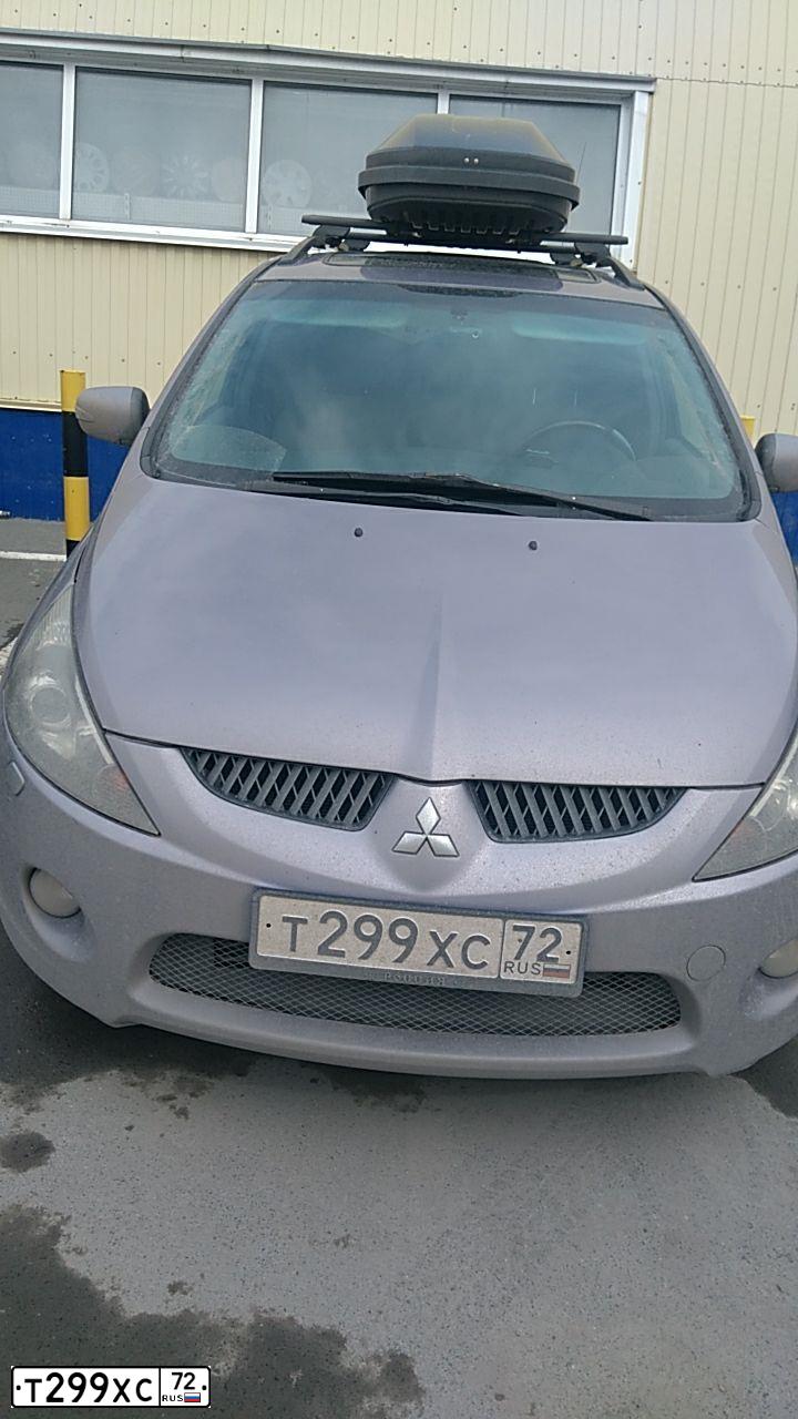 Фото автомобиля MITSUBISHI GRANDIS, 2004 — госномер Т299ХС72. Цвет: ФИОЛЕТОВЫЙ