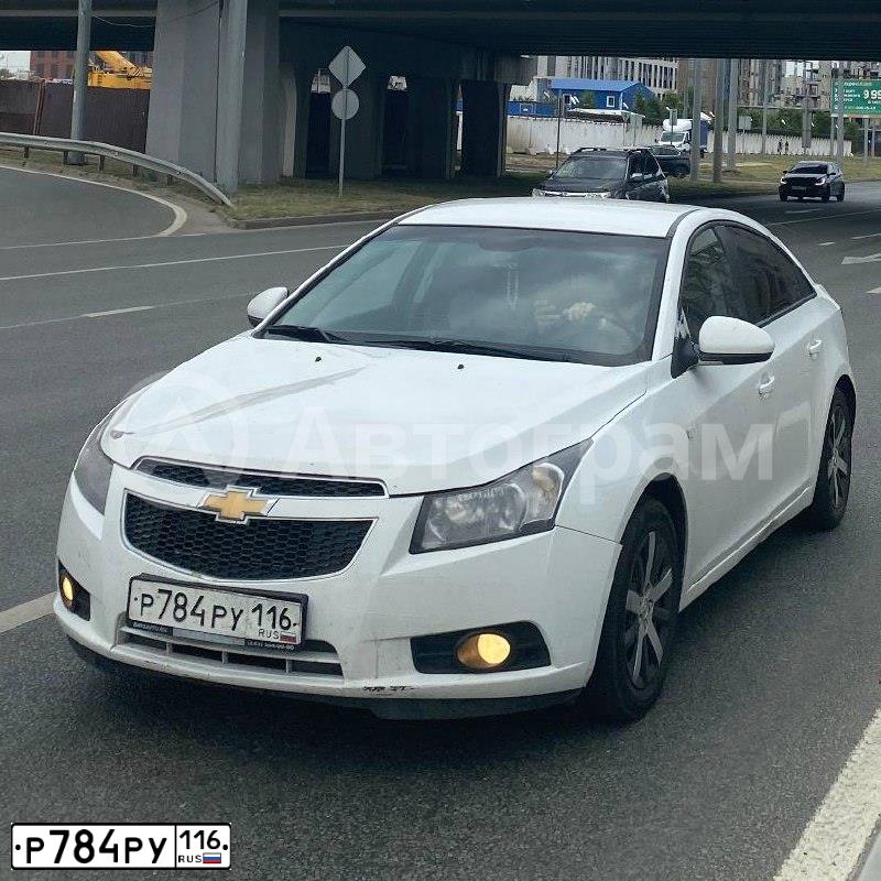 Фото автомобиля CHEVROLET CRUZE, 2012 — госномер Р784РУ116. Цвет: БЕЛЫЙ