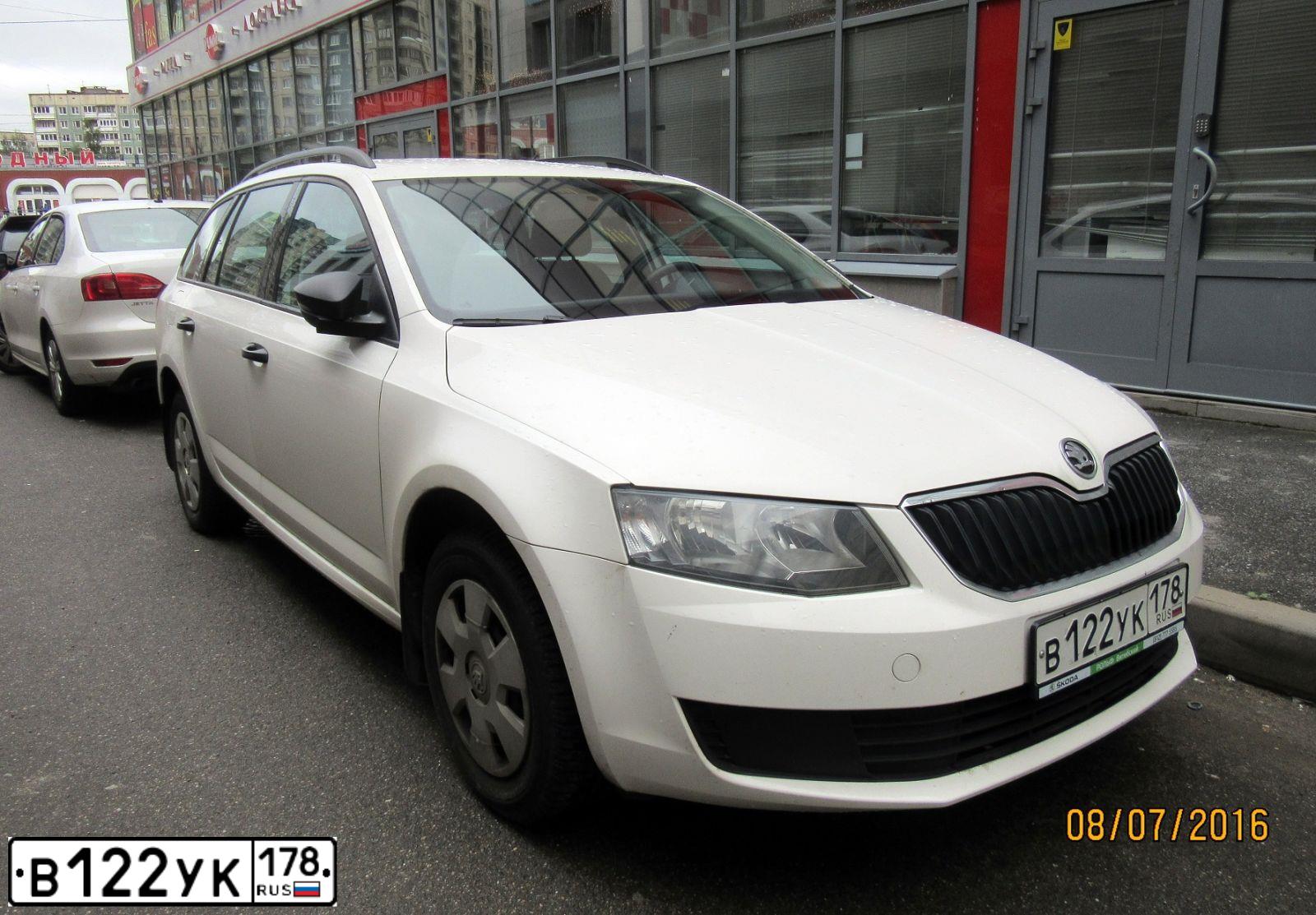 Фото автомобиля SKODA OCTAVIA, 2014 — госномер К477НЕ164. Цвет: Белый
