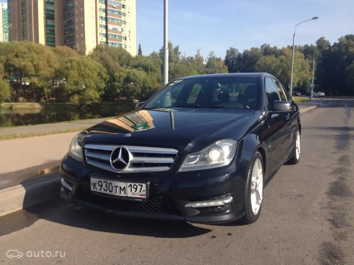 Фото автомобиля MERCEDES C-KLASSE, 2011 — госномер К930ТМ197. Цвет: ЧЕРНЫЙ
