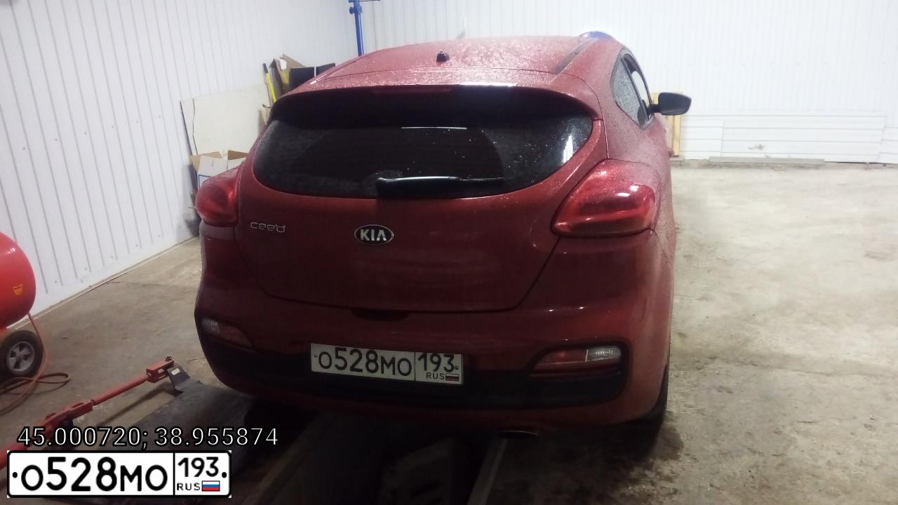 Фото автомобиля KIA CEED, 2015 — госномер О299НМ193. Цвет: Красный