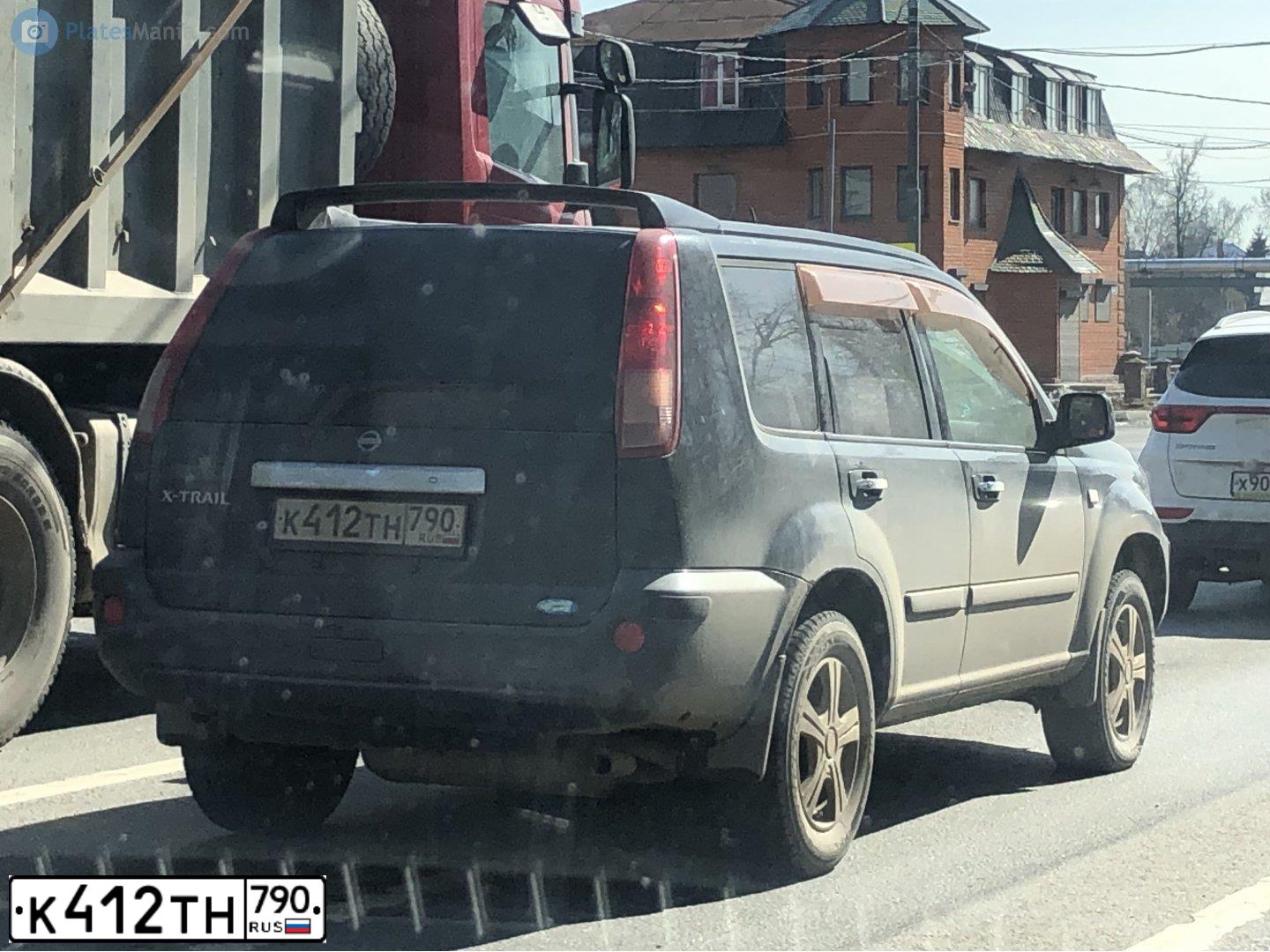 Фото автомобиля NISSAN X-TRAIL NISSAN X-TRAIL, 2005 — госномер К412ТН790. Цвет: Черный